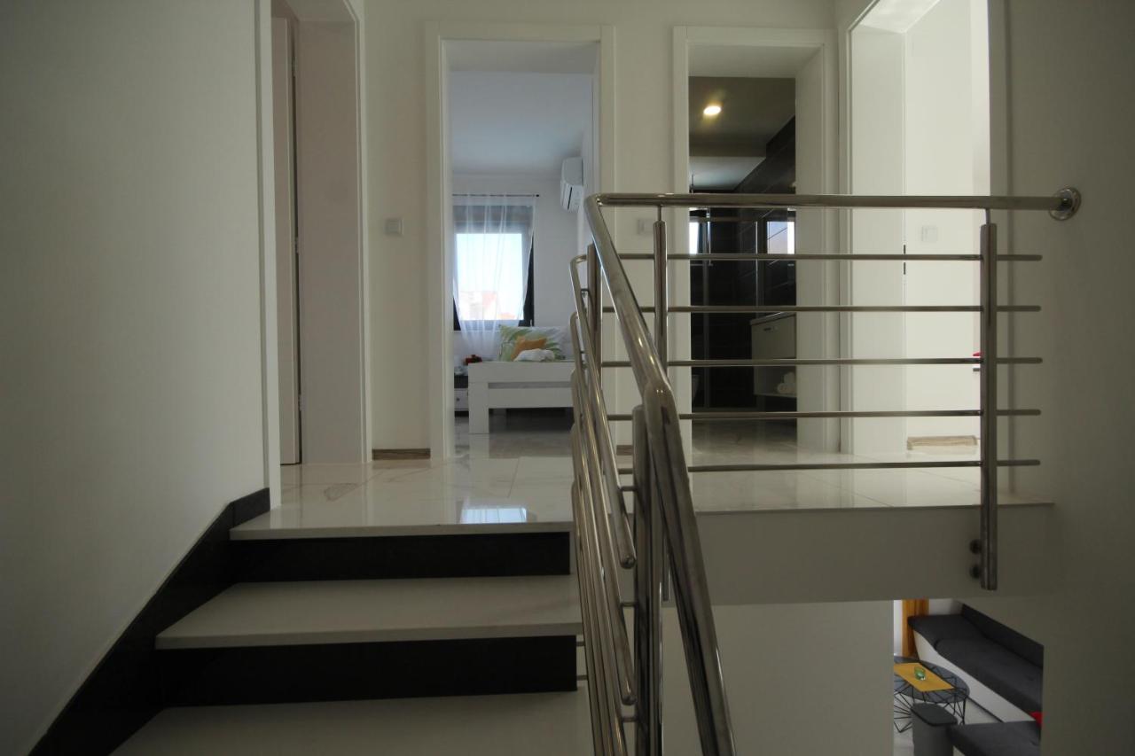 Villa Essenza - Luksuzne Kuce Za Odmor Vodice Kültér fotó