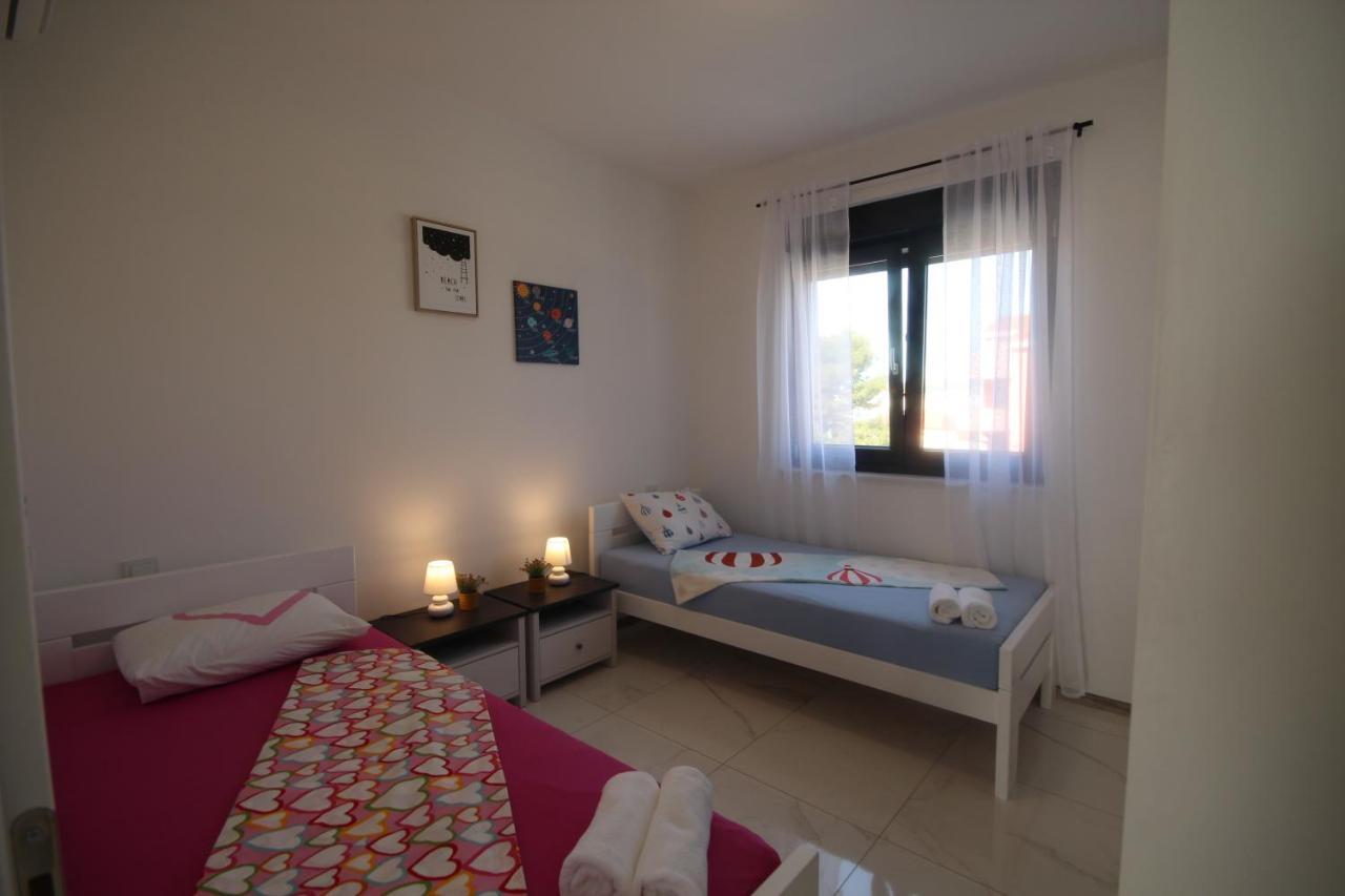 Villa Essenza - Luksuzne Kuce Za Odmor Vodice Kültér fotó