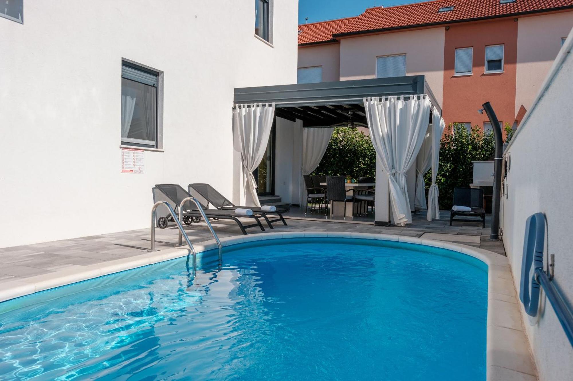 Villa Essenza - Luksuzne Kuce Za Odmor Vodice Kültér fotó
